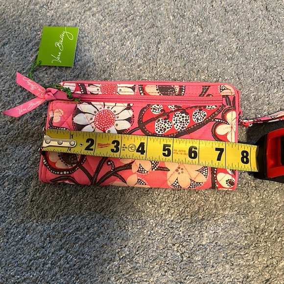 NWT, Never Used Vera Bradley Front Zip Blush Pink Wristlet - Picture 8 of 9